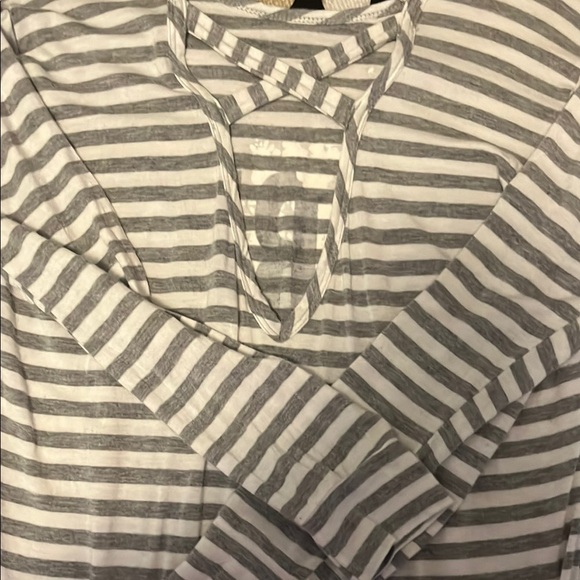 Rue 21 gray Striped Paris Graphic Long Sleeve Top - Picture 3 of 3